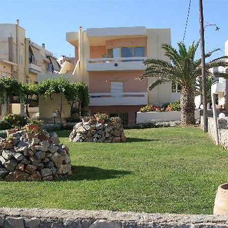 Danaos Beach Apartments Sfáka 外观 照片