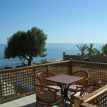 Danaos Beach Apartments Sfáka 外观 照片