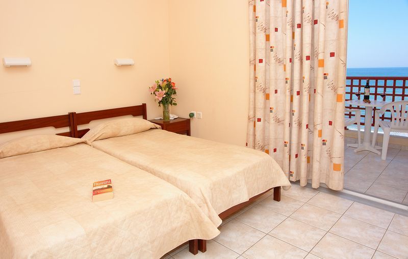 Danaos Beach Apartments Sfáka 外观 照片